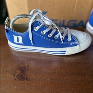 SKICKS DUKE BLUE DEVILS SNEAKERS
